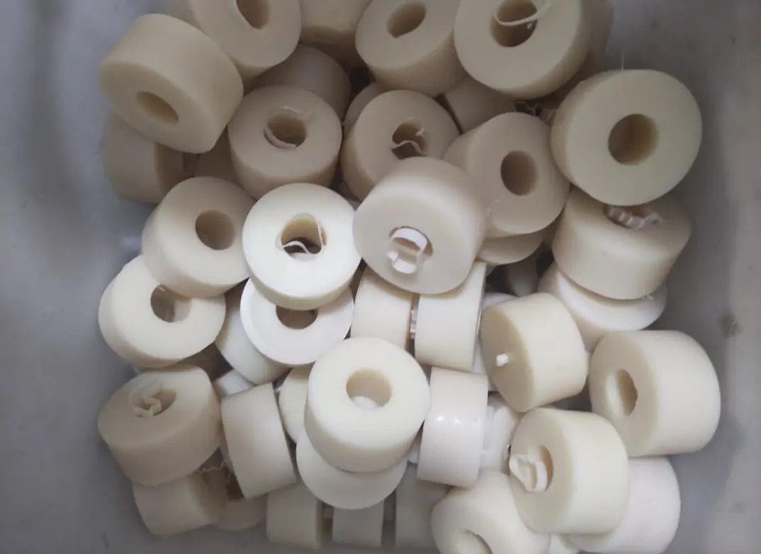 Piezas de nylamid maquinadas